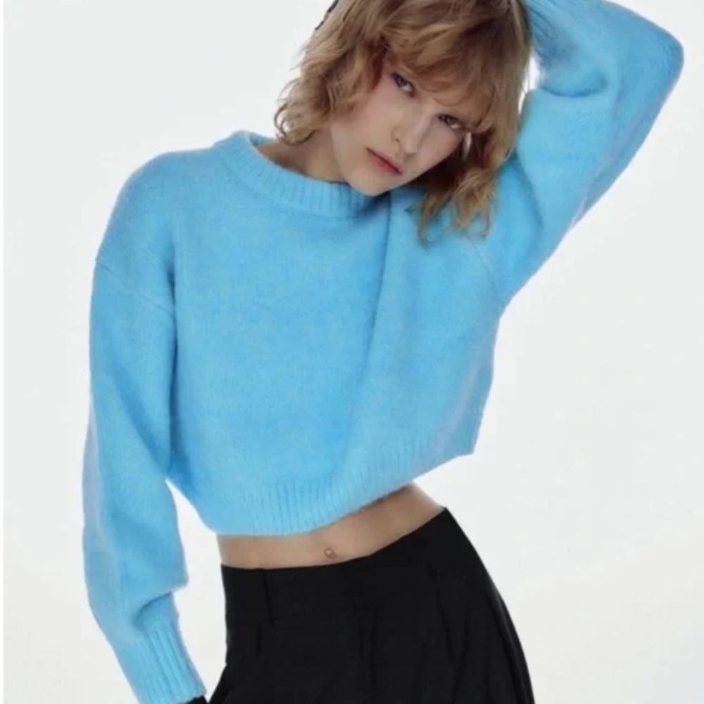 Zara Blue Cropped Fuzzy Knit Sweater Wool Blend Crewneck Size Small EUC